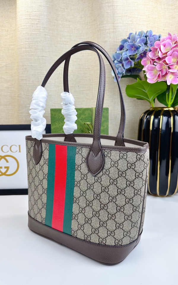 激安グッチバッグコピー側面デザイン